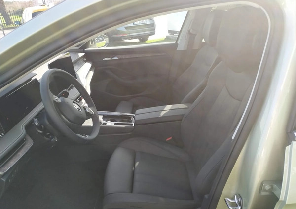 Skoda Superb cena 234100 przebieg: 9, rok produkcji 2024 z Korsze małe 106
